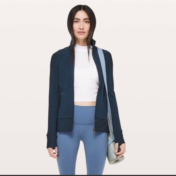 Lululemon Movement to Movement Jacket - Picture 2 of 11